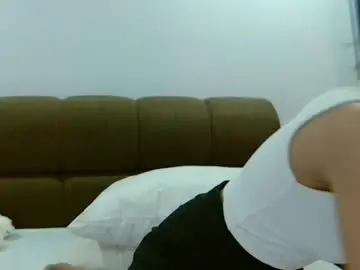 Chaturbate Free Porn Cam of hersheys_aran