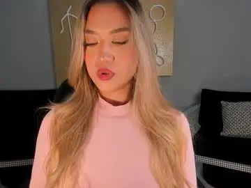 Chaturbate Free Live Porn of rebeccahudson_