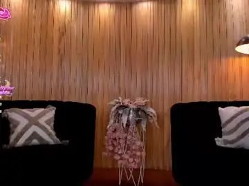 Chaturbate Live Porn of rebeccahudson_