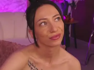 Chaturbate Free Porn Cam of isrubyfever