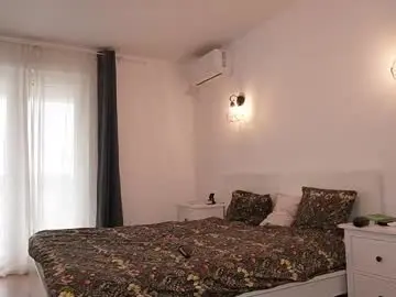 Chaturbate Live Sex Cam of moondao