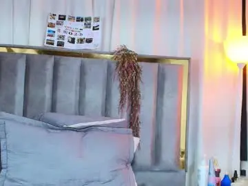 Chaturbate Best live sex cam show of zoe_curvy