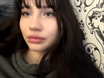 Chaturbate Free Live Porn of maryamtraylor