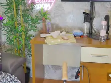 Chaturbate Live Sex Cam of yourburnwish