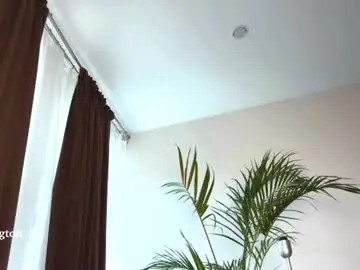 Chaturbate Live Sex Cam of tatti_1