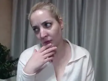 Chaturbate Watch Live Sex Cams of ohsweetmari