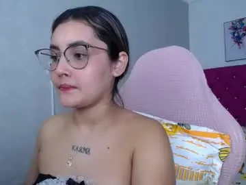 Chaturbate Watch Live Sex Cams of sofiaasexy19