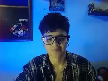 Chaturbate Sex Cam of star_scar333