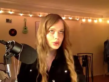 Chaturbate Live Sex of icecreamamy