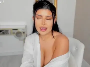 Chaturbate Sex Cam of moniqueeass