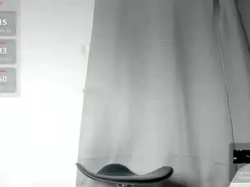 Chaturbate Nude Webcam of caroline_tovar_