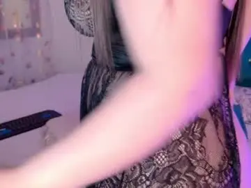 Chaturbate Nude Webcam of lilly_peach22