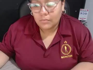 Chaturbate Live Sex Cam of angy_ro12