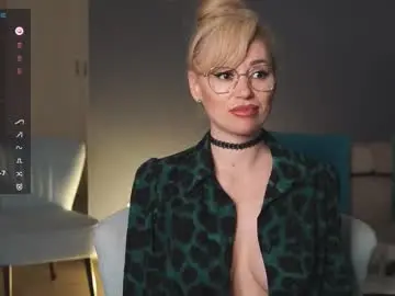 Chaturbate Live Sex of vanessa_de_ville