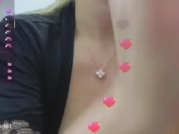 Chaturbate Live Sex Cam of cbhotblonde
