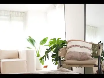 Chaturbate Live Sex Cam of carolart