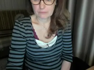 Chaturbate Best live sex cam show of lauraoven1