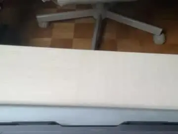 Chaturbate Sex Cam of ema_lov3