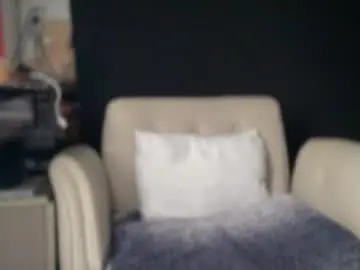 Chaturbate Free Porn Cam of ema_lov3