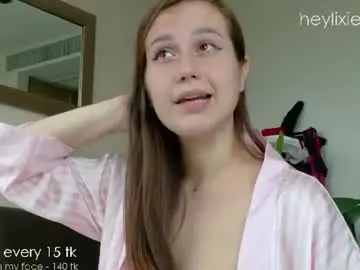 Chaturbate Private Sex Chat of heylixie_