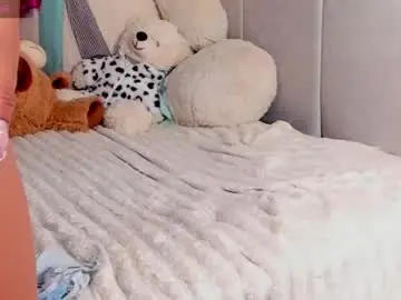 Chaturbate Adult Webcams of sarahcute14