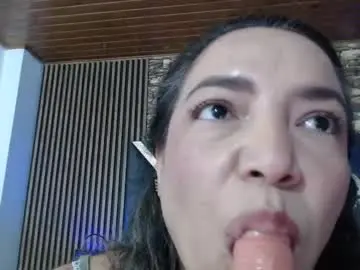 Chaturbate Live Porn of marie_hss