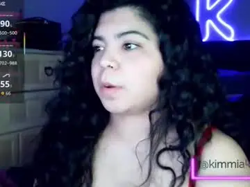 Chaturbate Watch Live Sex Cams of kimmiakiss22