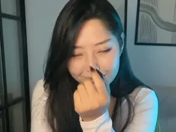 Chaturbate Live Sex Cam of mirafloat