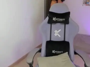 Chaturbate Nude Webcam of juli_santos_22