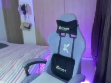 Chaturbate Sex Cam of juli_santos_22