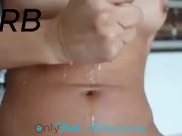 Chaturbate Adult Video Chat of melanyrosse