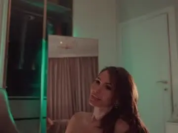 Chaturbate Adult Video Chat of miladystarlight