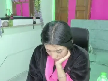 Chaturbate Live Sex of aysha_winxs