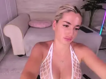 Chaturbate Watch Live Sex Cams of elisabeth_jason