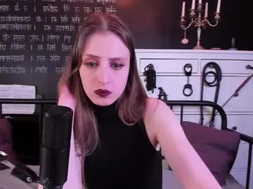 Chaturbate Live Sex Cam of mistress_marlene