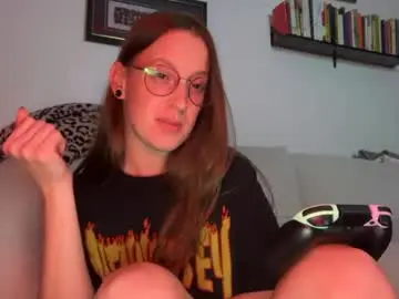 Chaturbate Live Sex Cam of liljbby