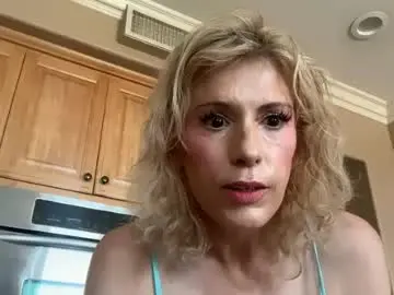 Chaturbate Watch Live Sex Cams of milfyogi