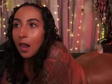 Chaturbate Best live sex cam show of agatha_collinss