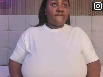 Chaturbate Live Sex Cam of saraby_blandon