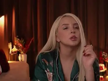 Chaturbate Sex Cam of victoriamorrone