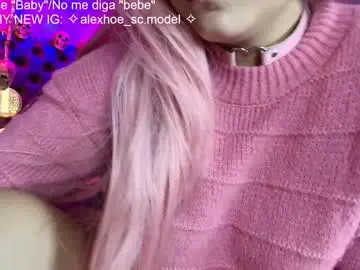 Chaturbate Live Sex Cam of alexhoe_