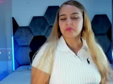 Chaturbate Nude Webcam of mikaelastonne