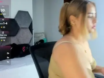Chaturbate Sex Cam of mikaelastonne
