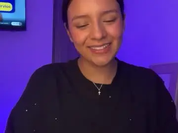 Chaturbate Live Sex Cam of kimmi_foxy