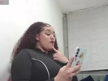 Chaturbate Live Sex Cam of leilasosexy