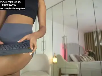 Chaturbate Live Sex of camilitasu