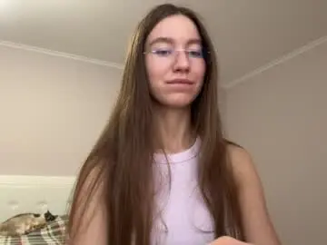 Chaturbate Watch Live Sex Cams of emberfamn