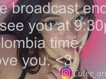 Chaturbate Live Sex Cam of cutee_andrea