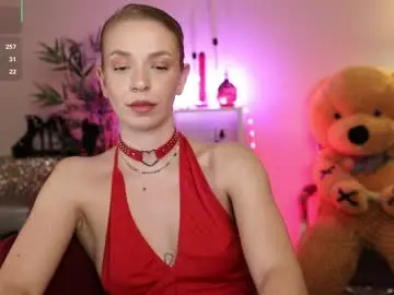 Chaturbate Best live sex cam show of qwennx