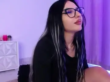 Chaturbate Nude Webcam of raven_foxxy